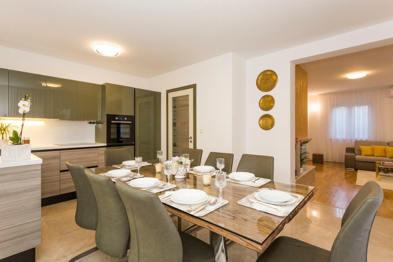 Villa Sweet Home Marija With Heated Pool Split Bagian luar foto