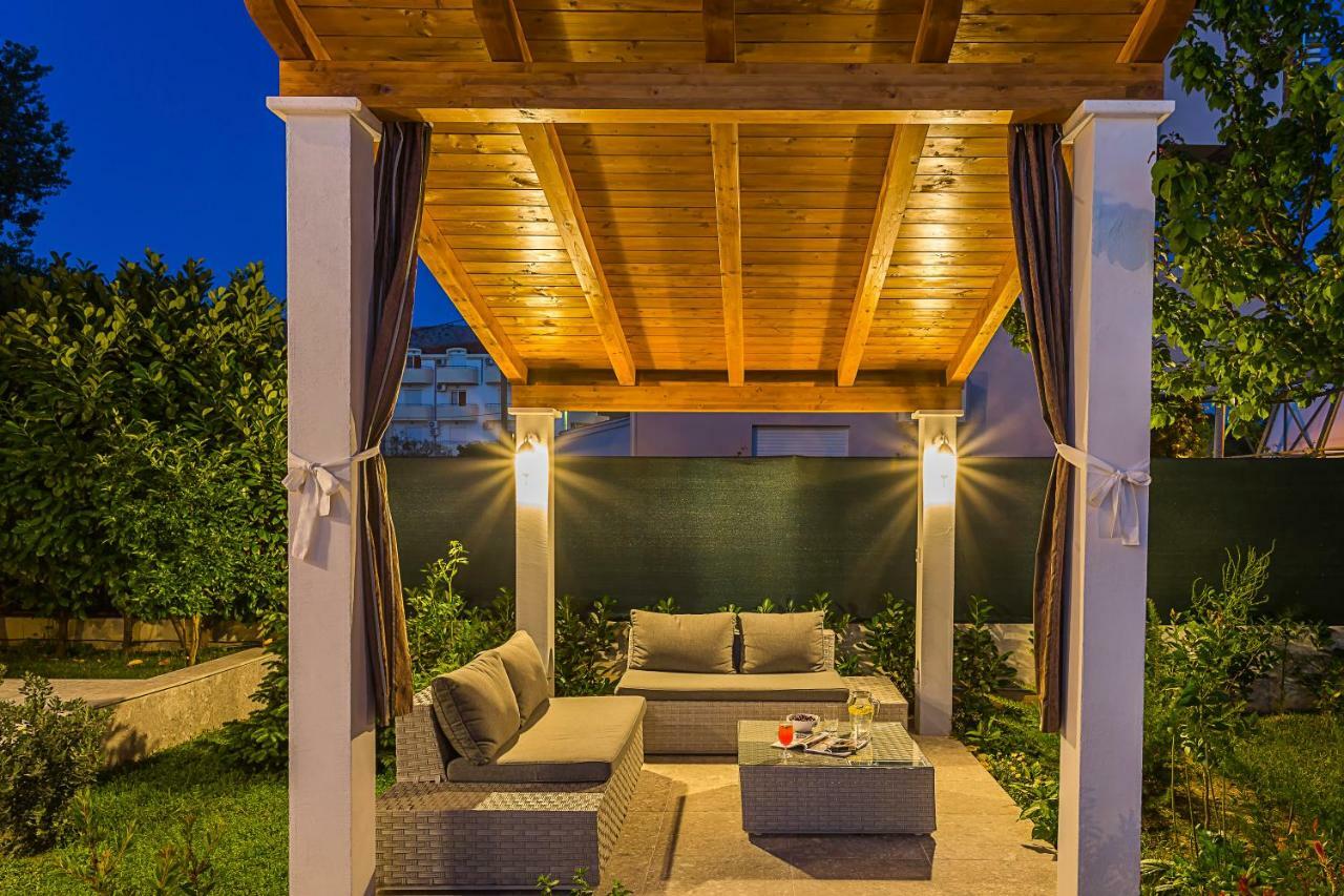 Villa Sweet Home Marija With Heated Pool Split Bagian luar foto