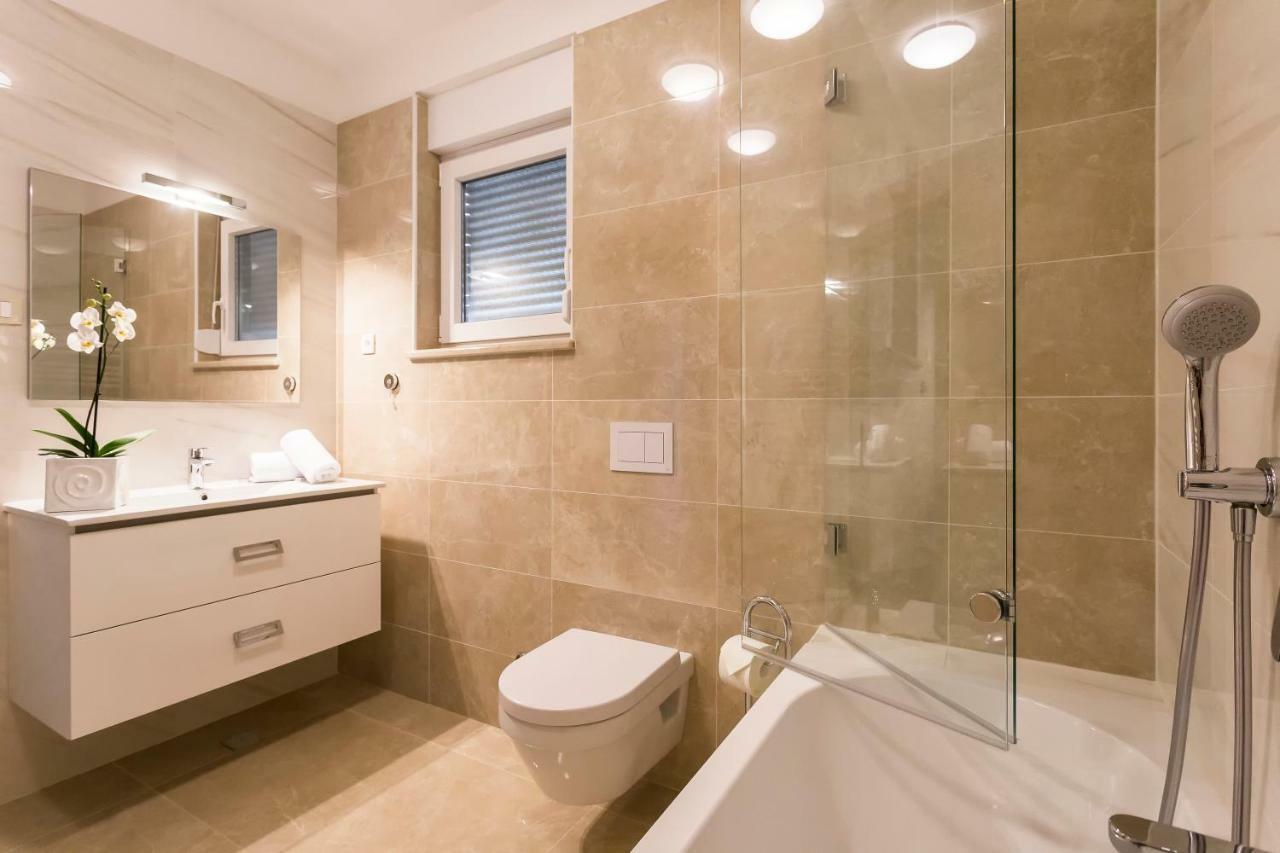 Villa Sweet Home Marija With Heated Pool Split Bagian luar foto