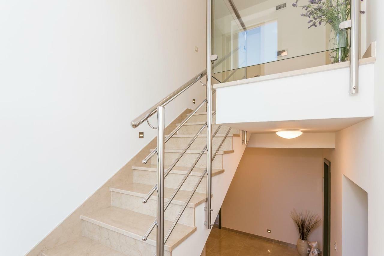 Villa Sweet Home Marija With Heated Pool Split Bagian luar foto