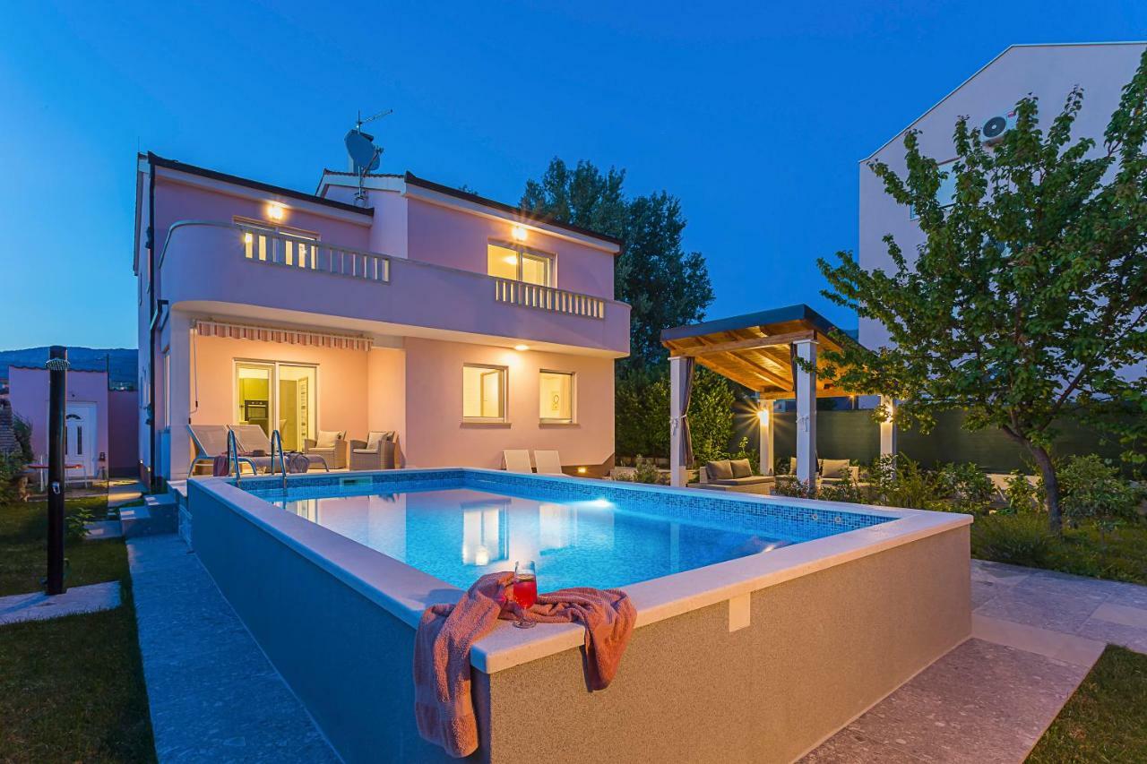 Villa Sweet Home Marija With Heated Pool Split Bagian luar foto