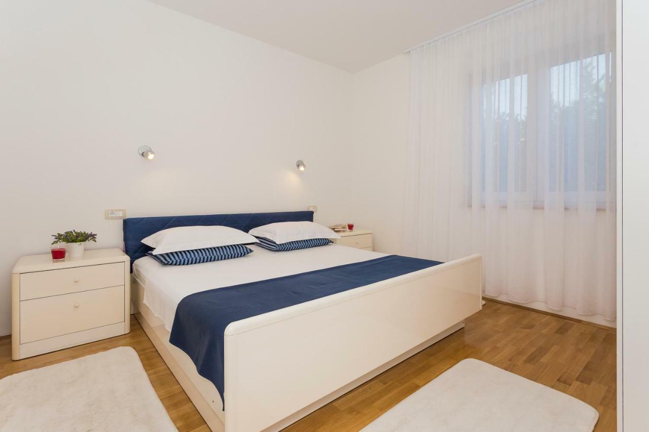 Villa Sweet Home Marija With Heated Pool Split Bagian luar foto
