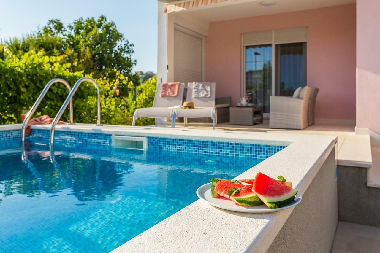 Villa Sweet Home Marija With Heated Pool Split Bagian luar foto