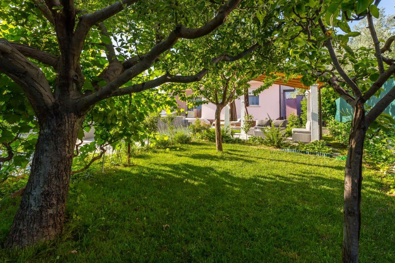 Villa Sweet Home Marija With Heated Pool Split Bagian luar foto